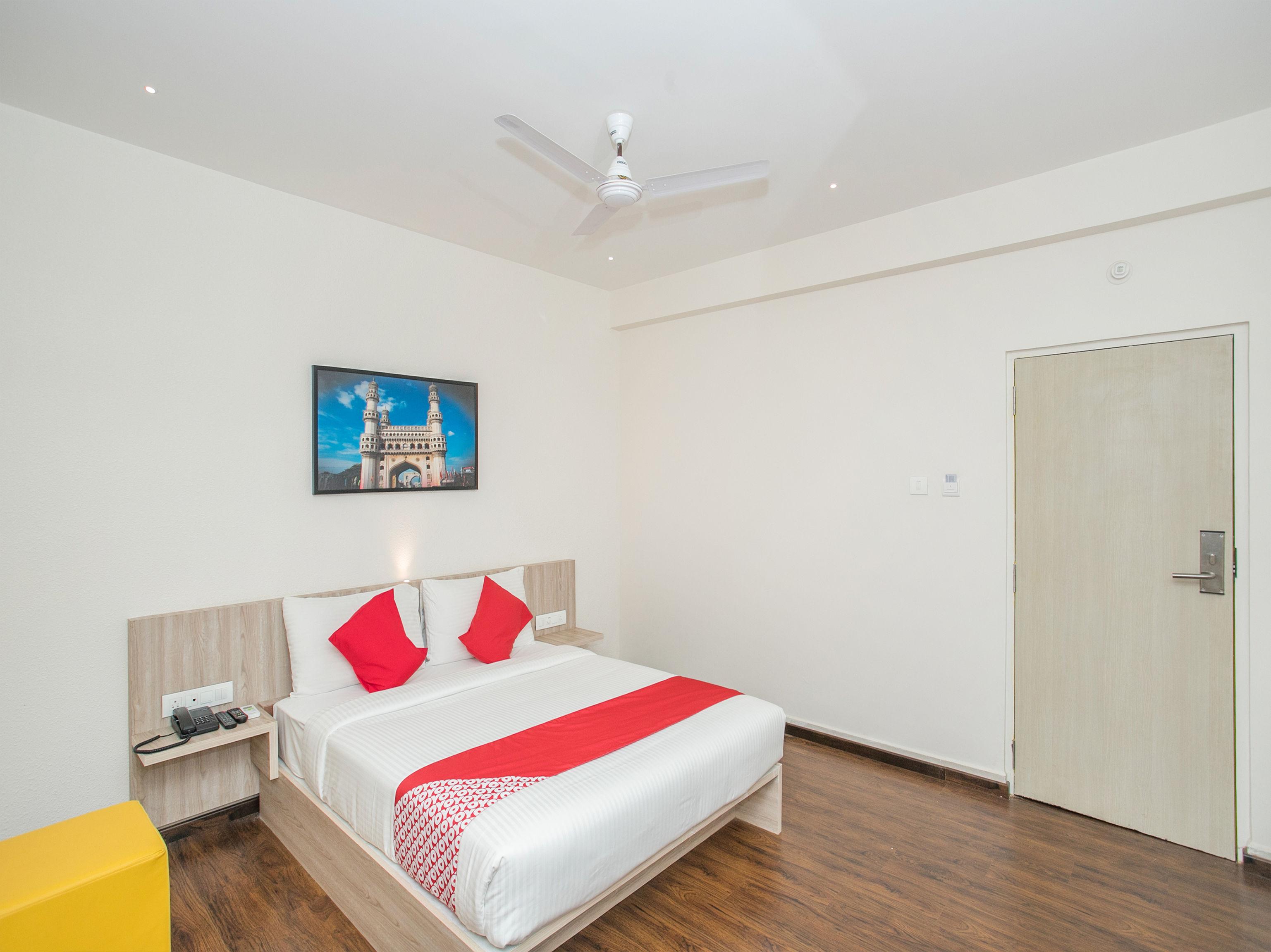 Airport Hotel Hsp New Delhi Exteriör bild