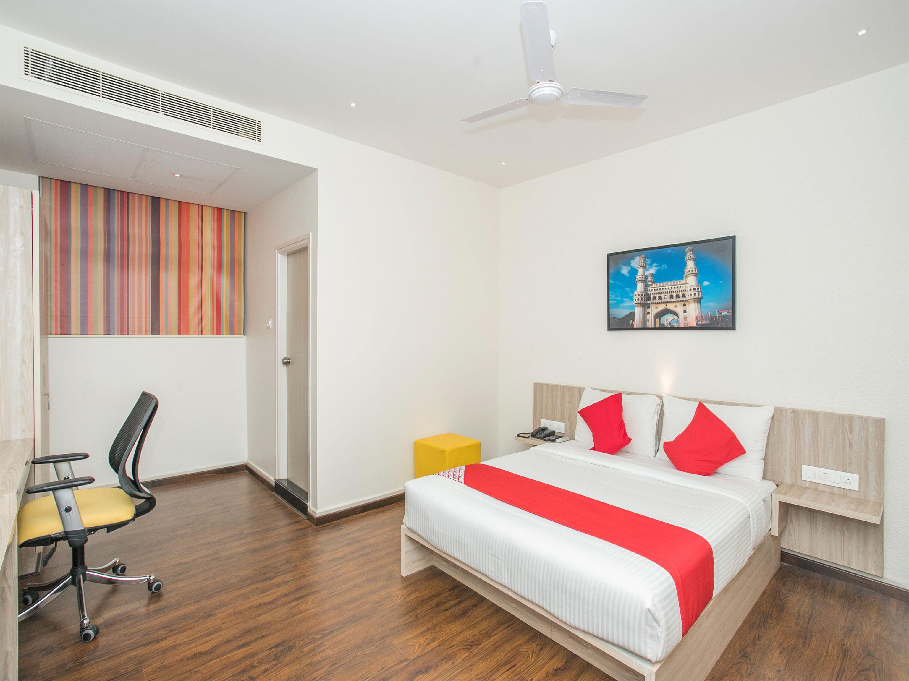 Airport Hotel Hsp New Delhi Exteriör bild