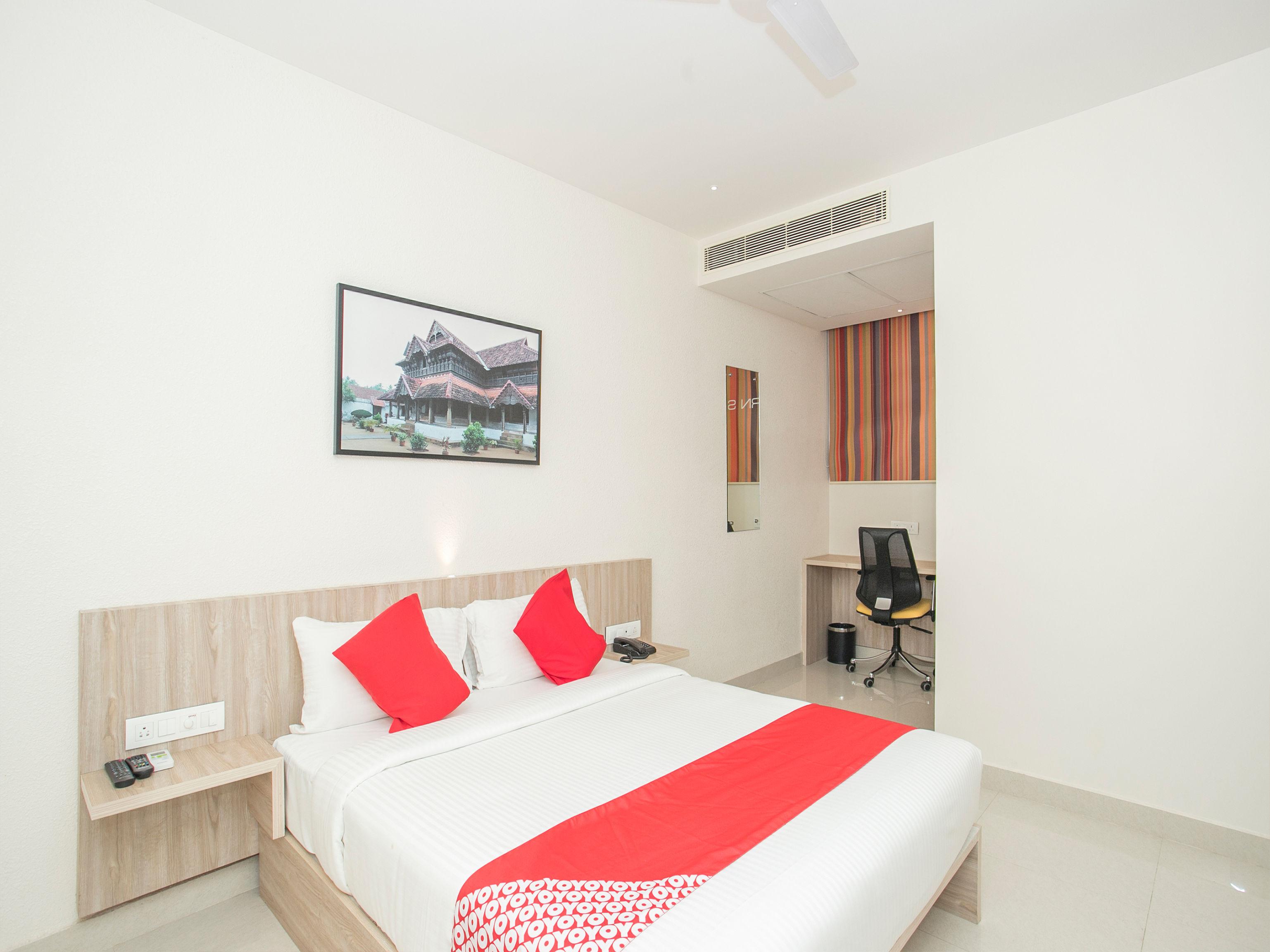 Airport Hotel Hsp New Delhi Exteriör bild